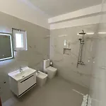 Hotel Kaloshi Mezez