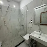 Hotel Kaloshi Mezez