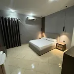 Kaloshi Szálloda 4*