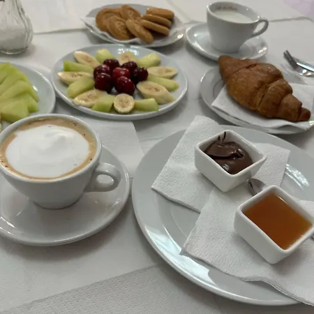Kaloshi فندق Mezez