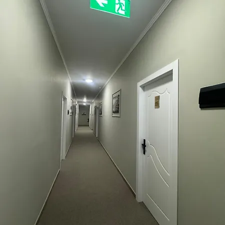 Kaloshi Ξενοδοχείο 4*